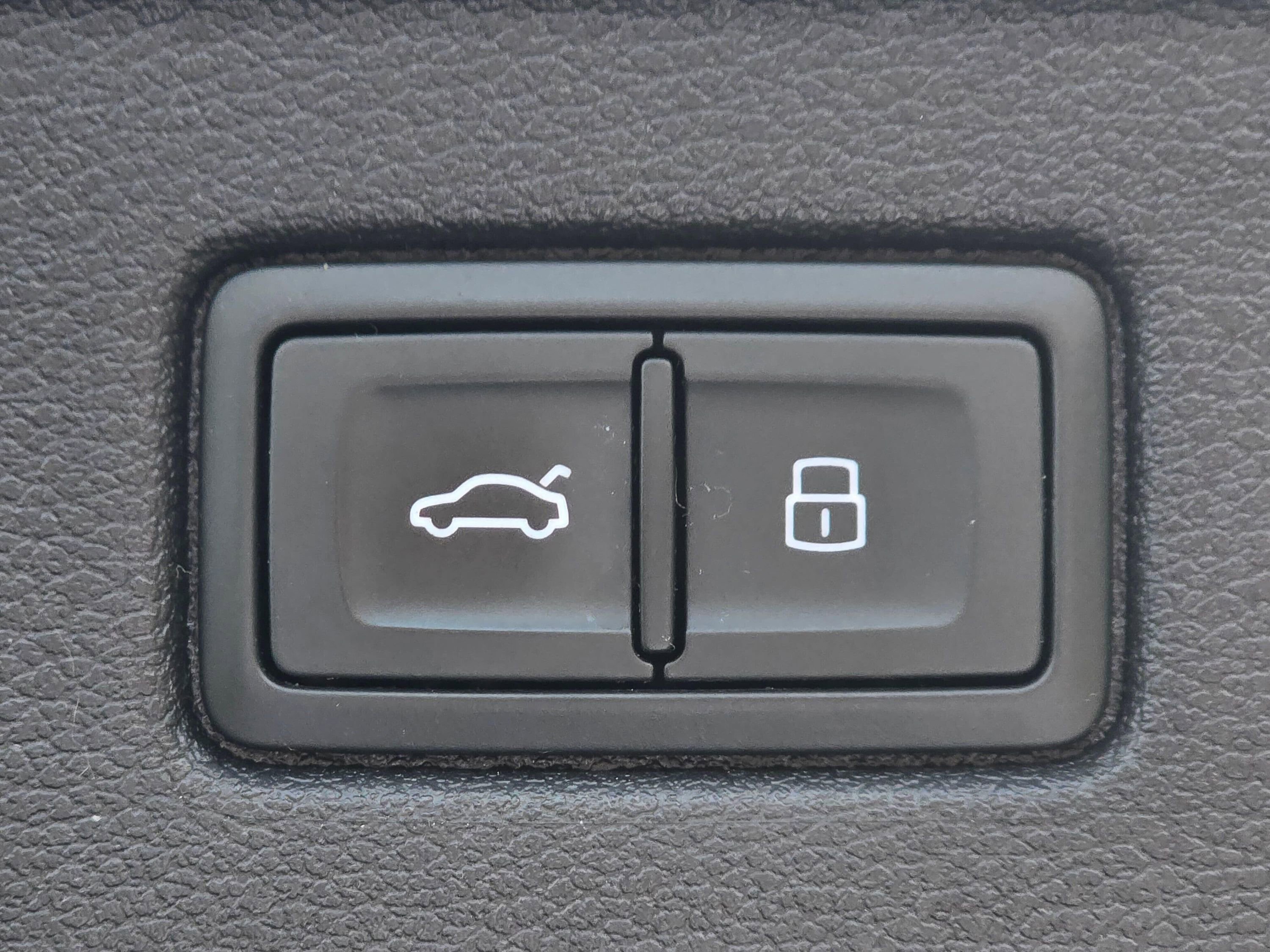 Used 2023 Audi A5 2.0T Premium Plus w/ Premium Plus image 25