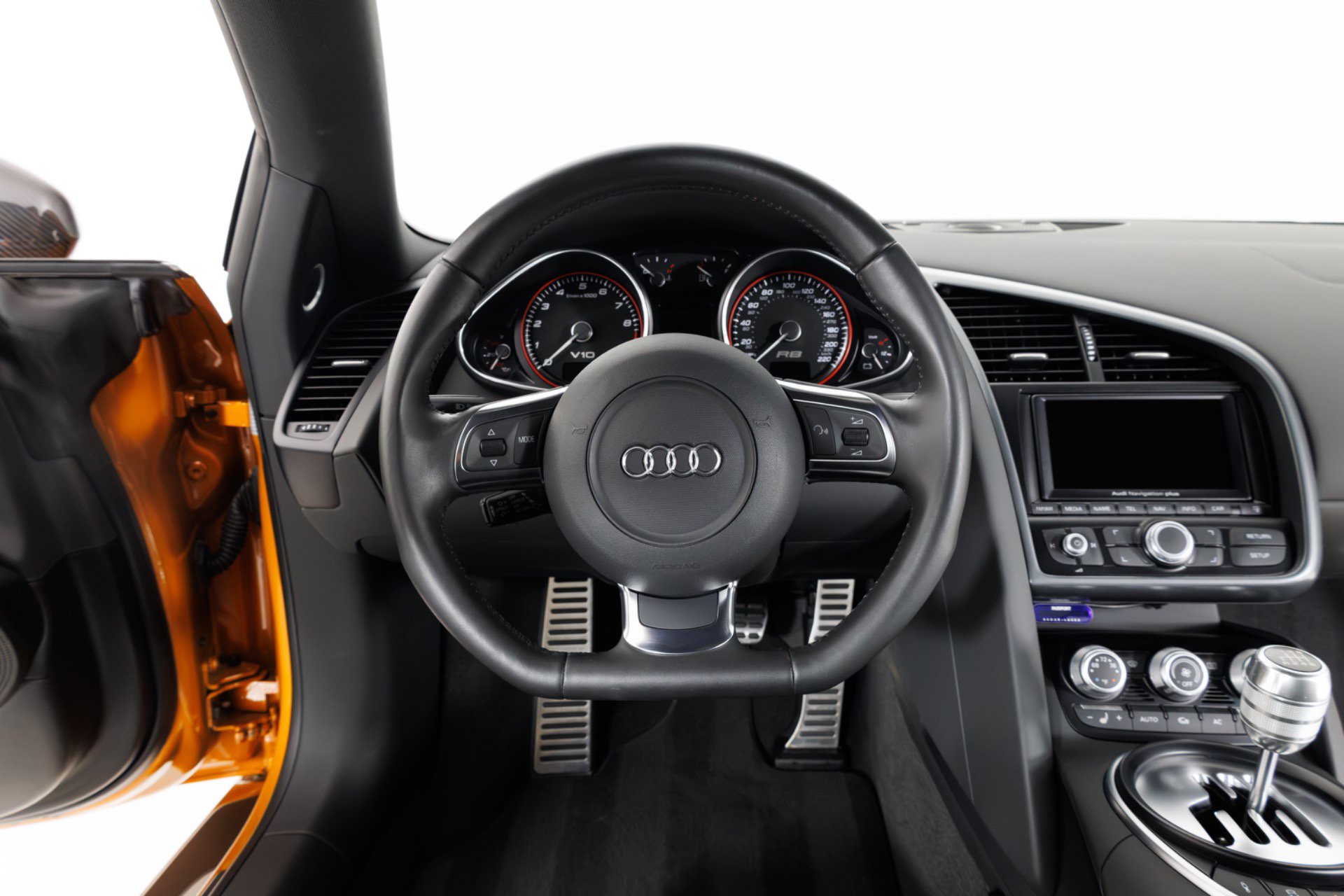 Used 2011 Audi R8 V10 AWD/4WD image 18