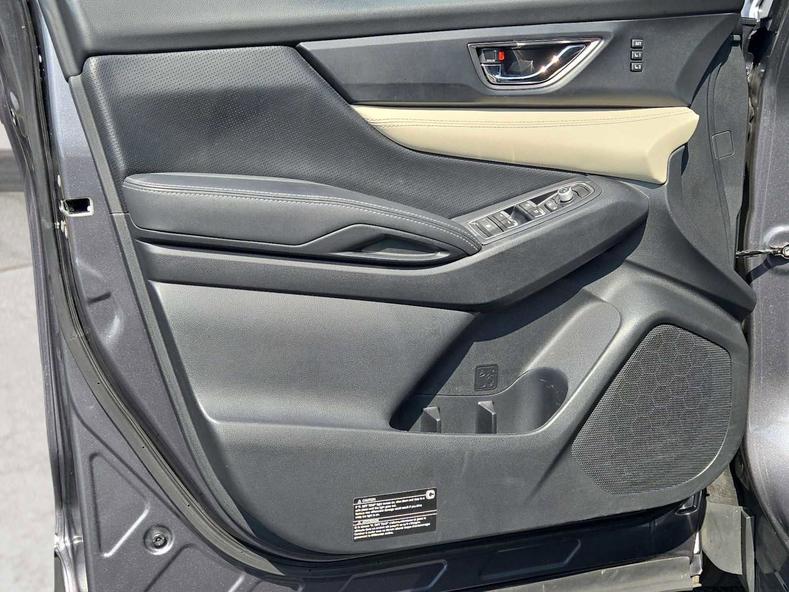 Used 2022 Subaru Ascent Limited image 23