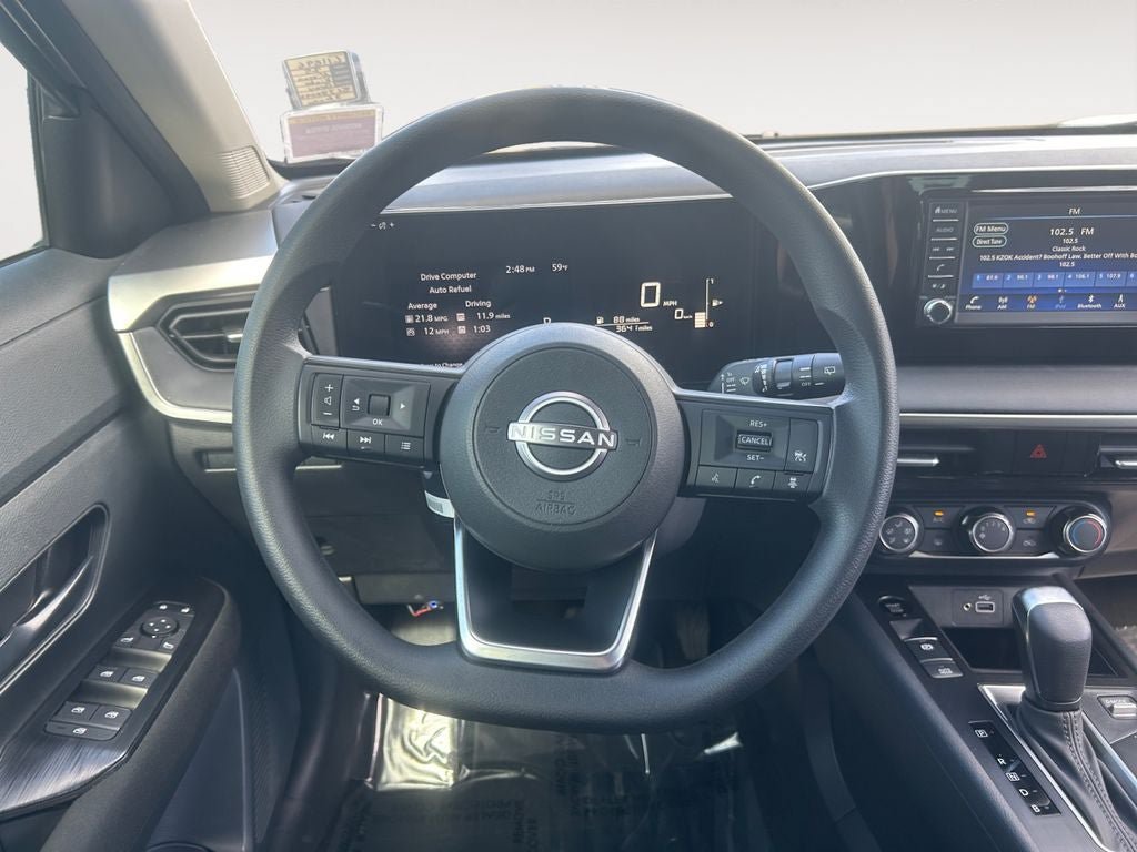 Used 2025 Nissan Kicks S AWD/4WD image 18