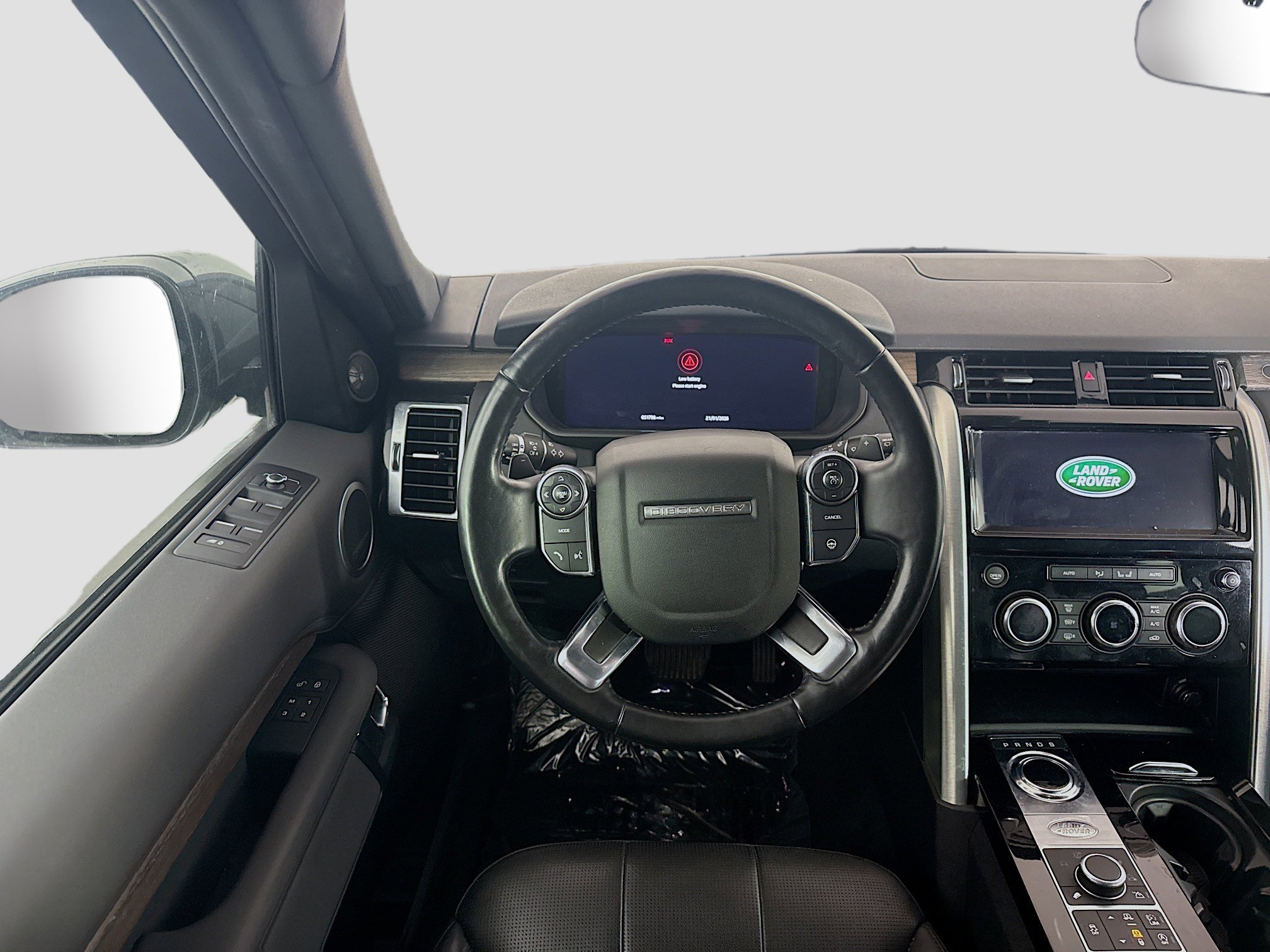 Used 2018 Land Rover Discovery HSE image 17