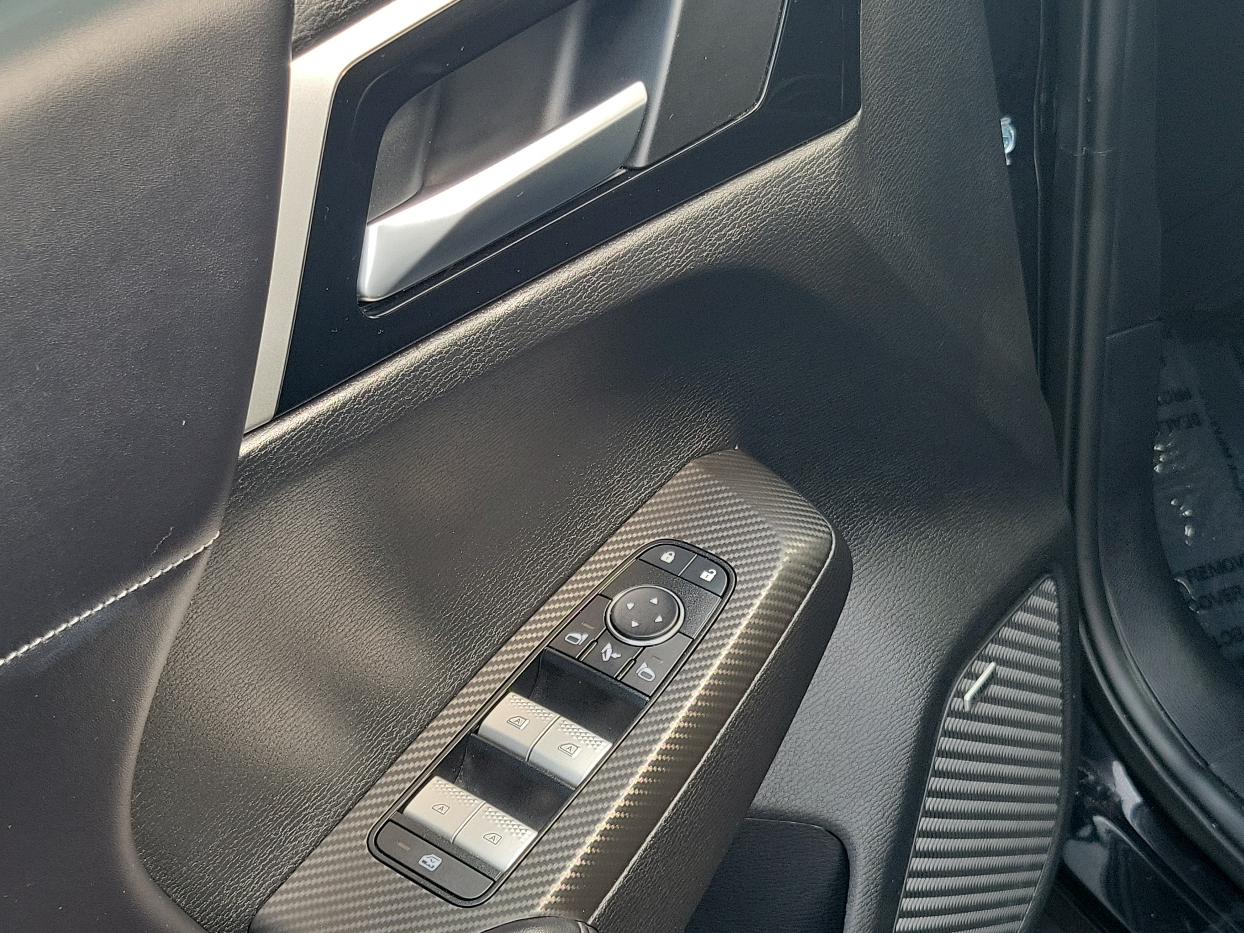 Used 2025 Mitsubishi Outlander SE AWD/4WD image 18