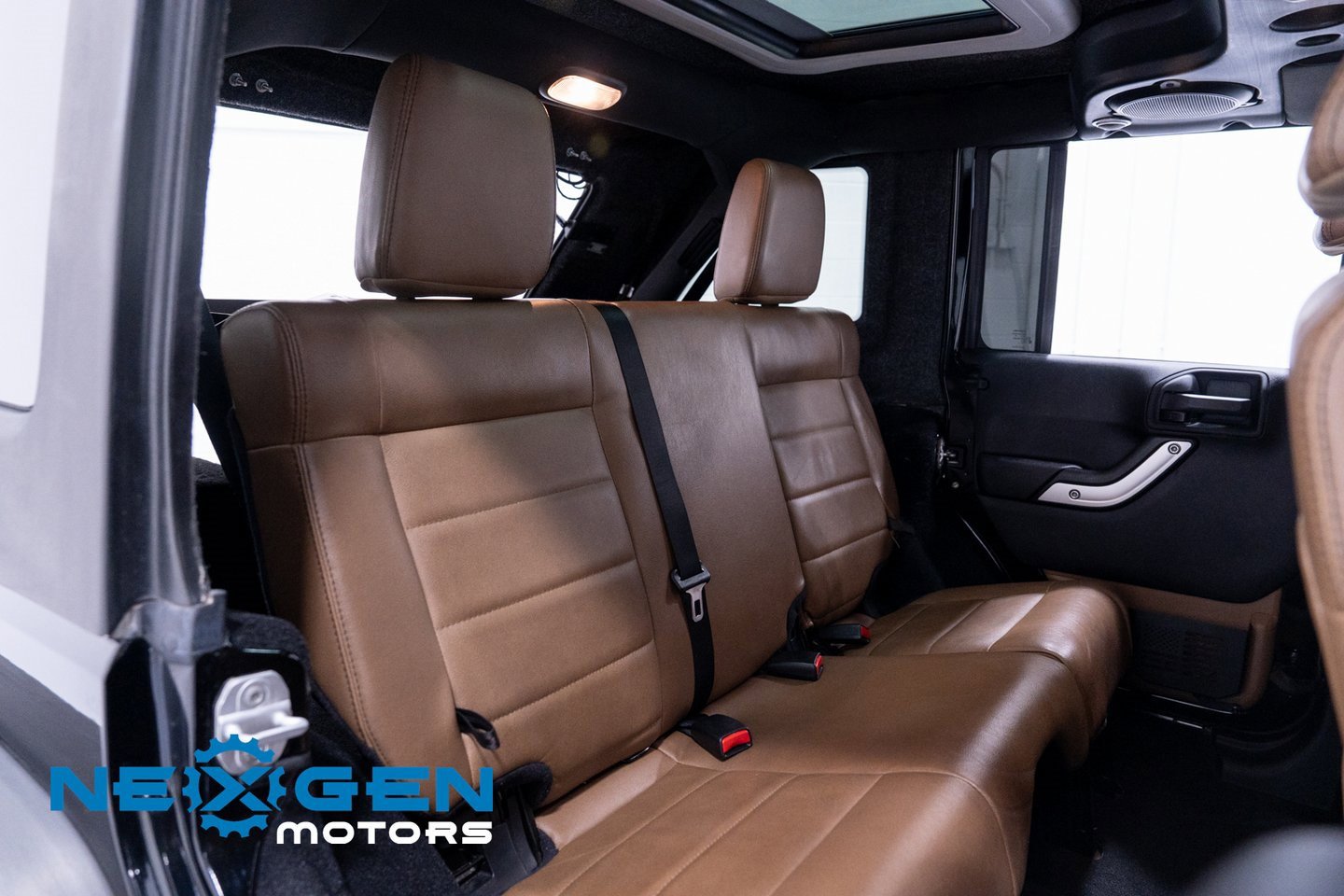 Used 2011 Jeep Wrangler Unlimited Rubicon image 53