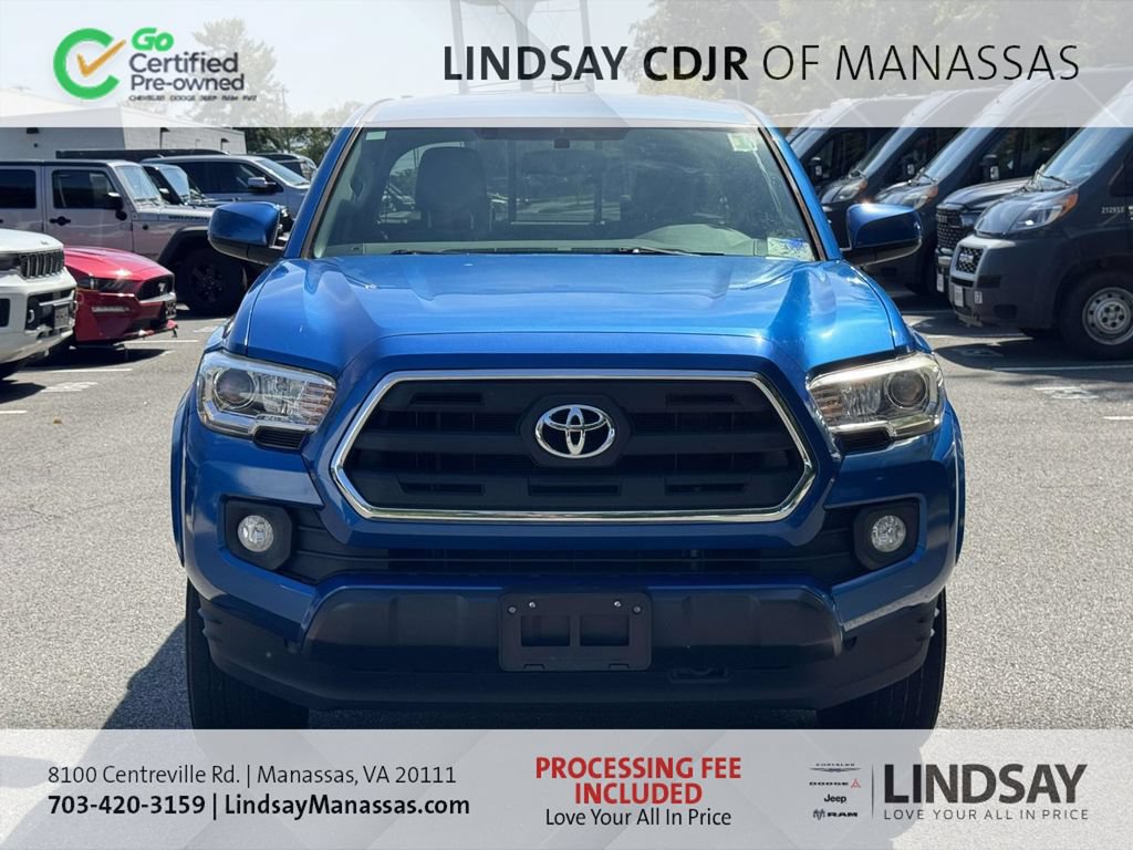 Used 2017 Toyota Tacoma SR5 w/ Tow Package AWD/4WD image 3