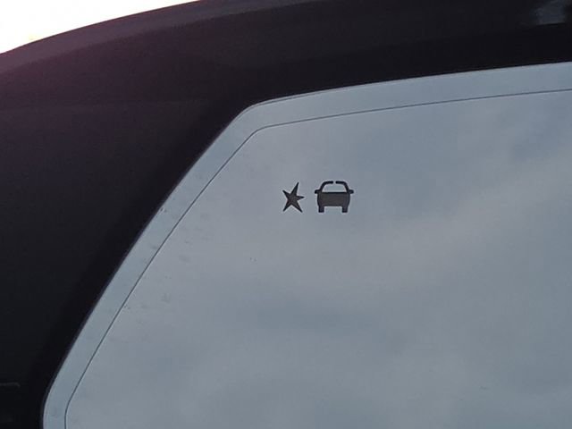 Used 2025 GMC Yukon Denali image 11