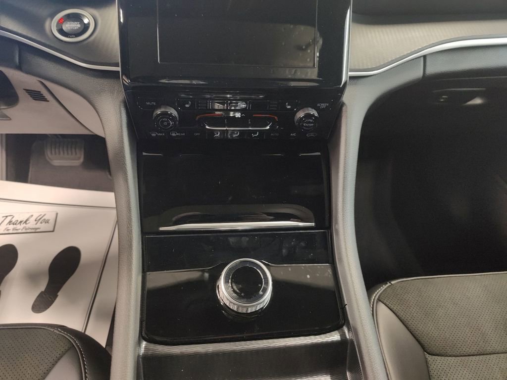 New 2025 Jeep Grand Cherokee L Altitude image 13
