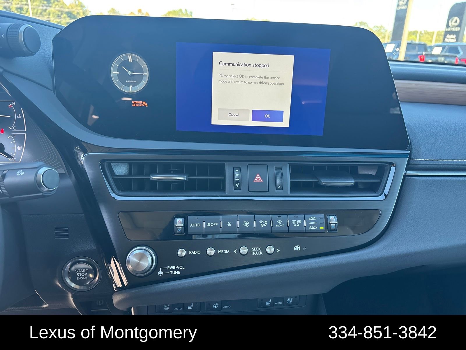 New 2025 Lexus ES 350 w/ Premium Package image 18