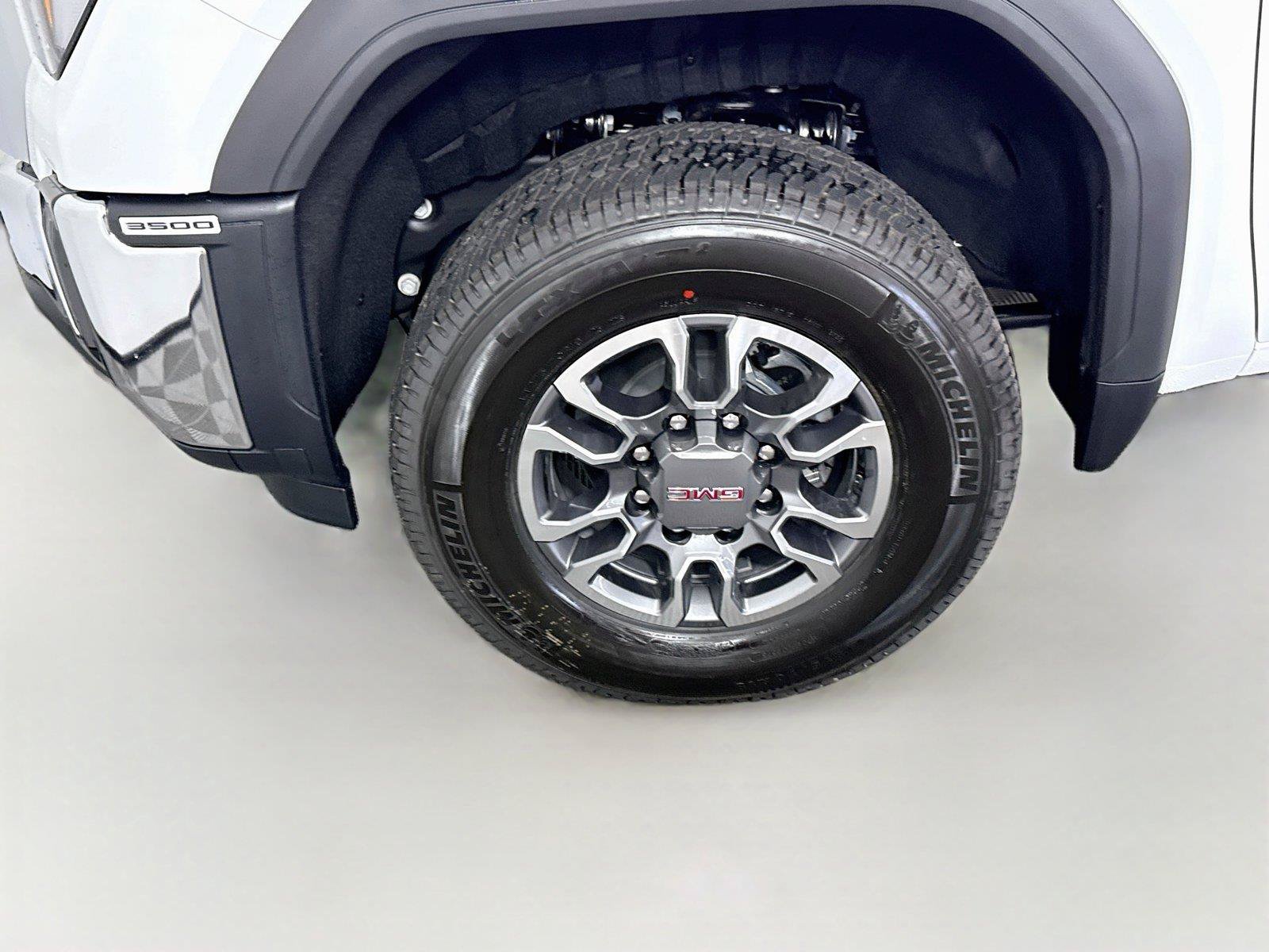 New 2026 GMC Sierra 3500 Pro AWD/4WD image 19