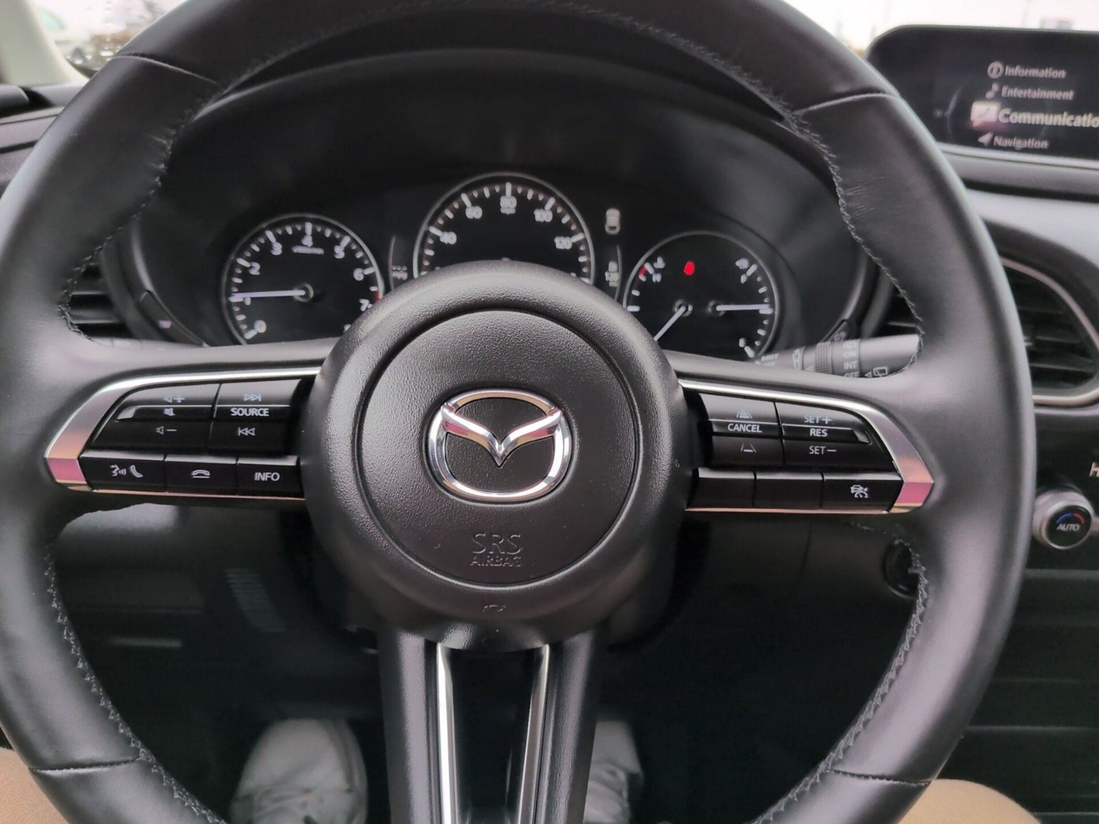 Certified 2024 MAZDA CX-30 AWD 2.5 S w/ Select Sport Pkg image 17