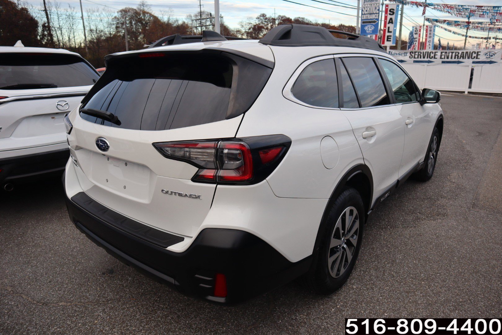 Used 2021 Subaru Outback Premium image 5