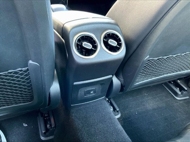 Used 2023 Mercedes-Benz CLA 250 4MATIC image 12