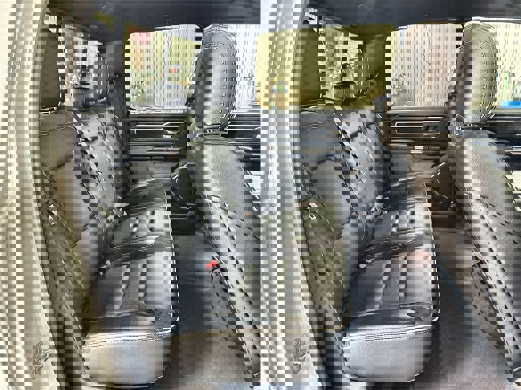 Used 2025 RAM 1500 Laramie image 30