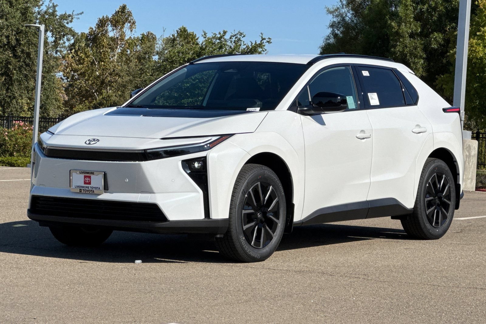 New 2026 Toyota bZ FWD image 7