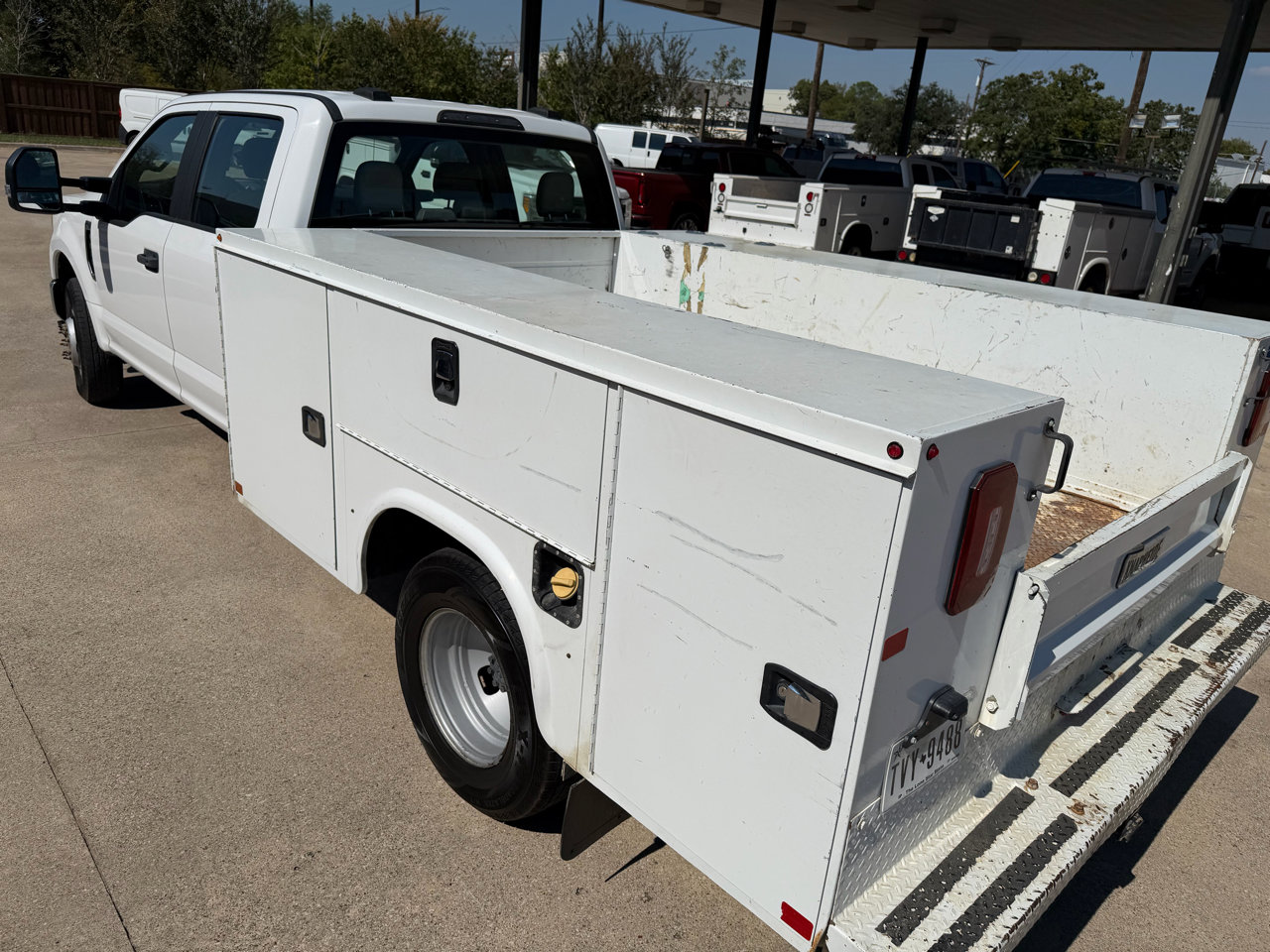 Used 2020 Ford F350 XL w/ Power Equipment Group image 11