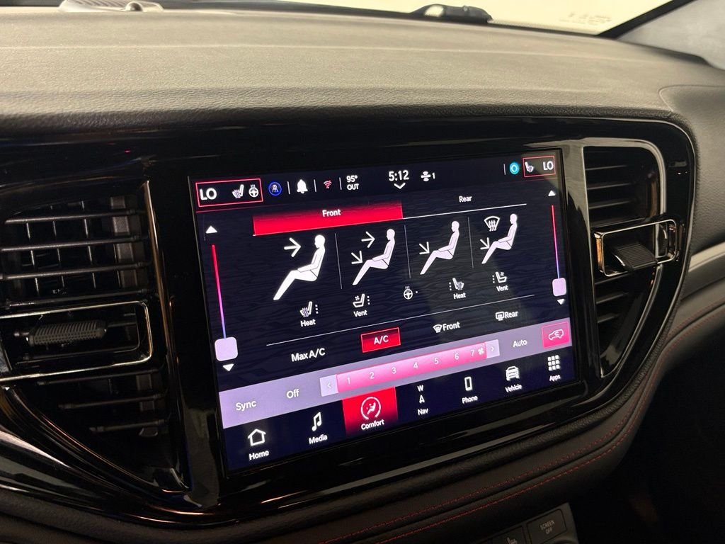 Used 2025 Dodge Durango GT AWD/4WD image 26