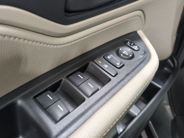 Used 2018 Honda Odyssey EX image 16