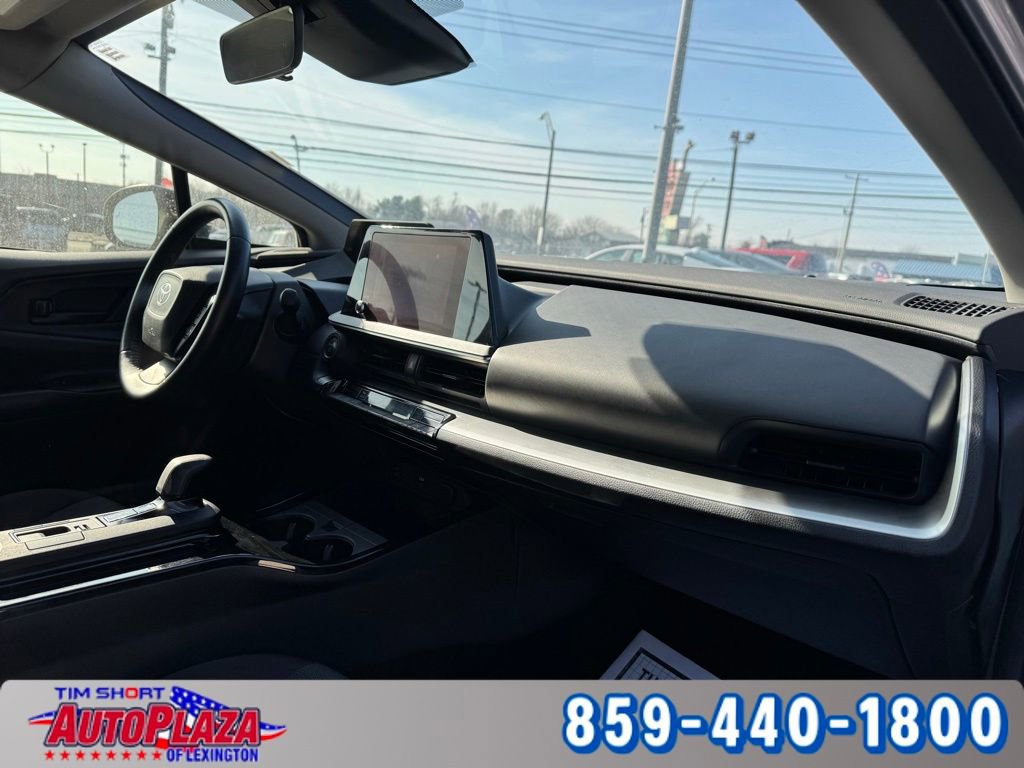 Used 2024 Toyota Prius LE image 39