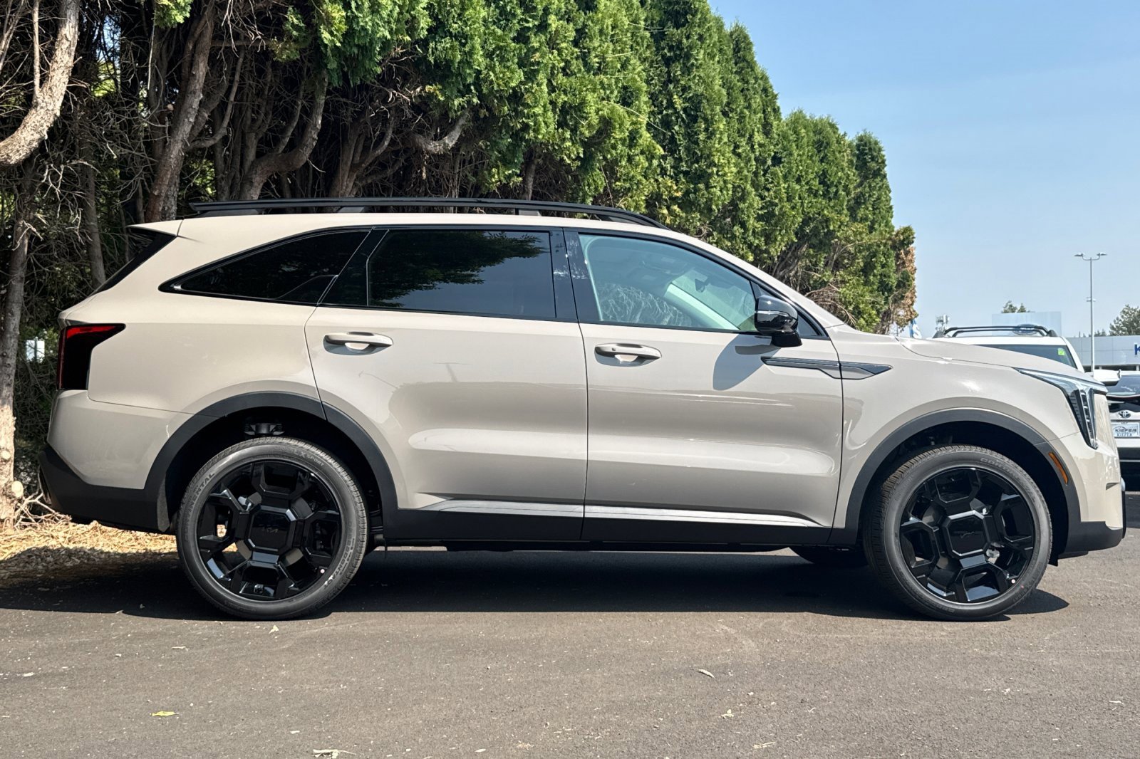 New 2026 Kia Sorento X-Line EX image 2
