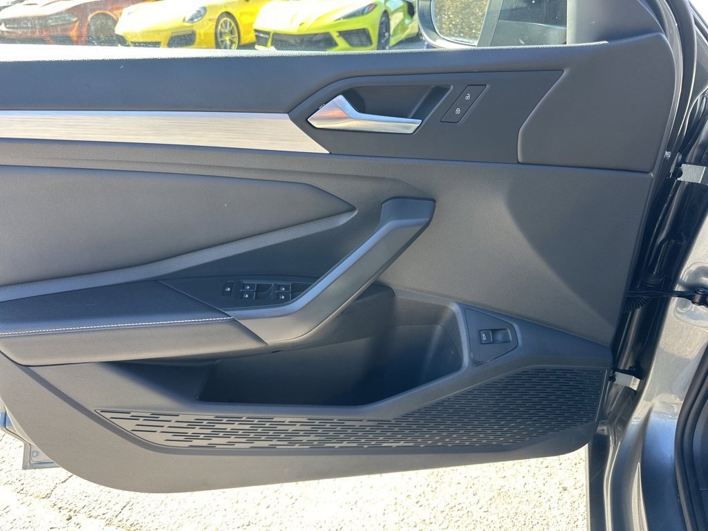 Used 2025 Volkswagen Jetta Sport image 22