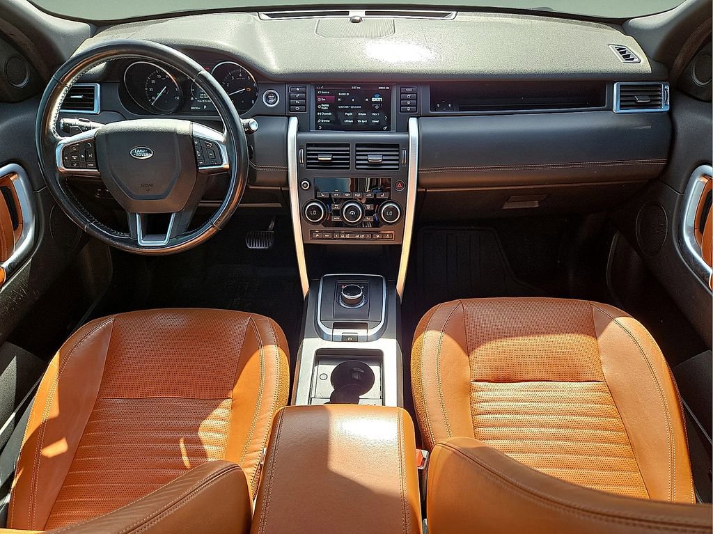 Used 2017 Land Rover Discovery Sport HSE Luxury image 18