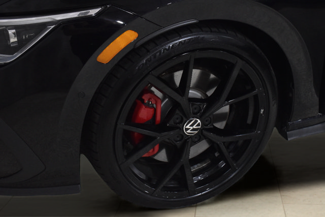 Used 2024 Volkswagen GTI Autobahn FWD image 33