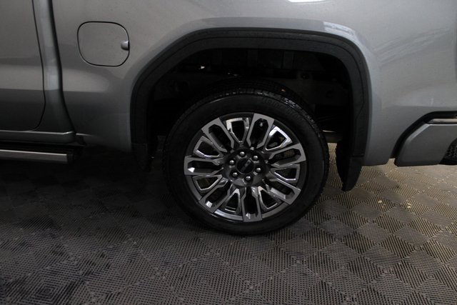 Used 2025 GMC Sierra 1500 Denali Ultimate image 9