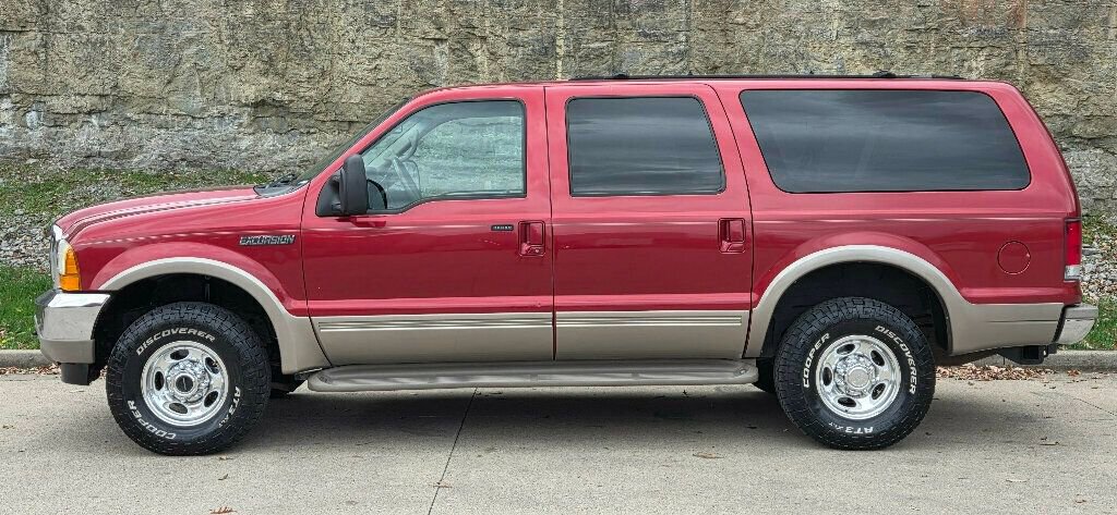 Used 2000 Ford Excursion Limited image 3