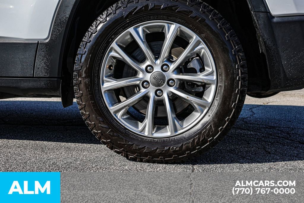 Used 2021 Jeep Cherokee Latitude Lux image 18