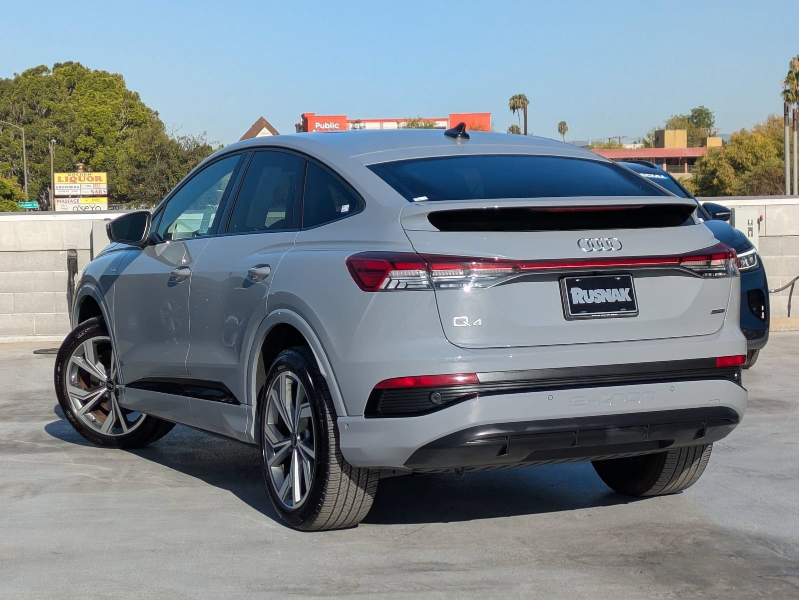 Used 2023 Audi Q4 e-tron Premium Plus w/ Premium Plus AWD/4WD image 2