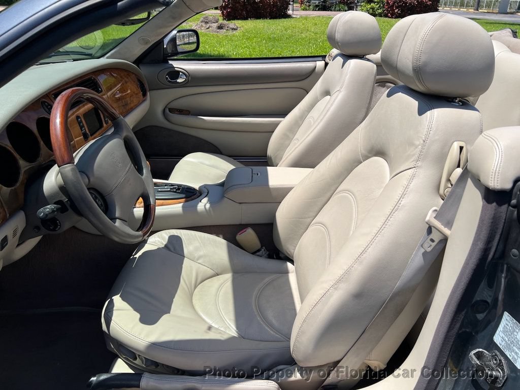 Used 2001 Jaguar XKR Convertible RWD image 41