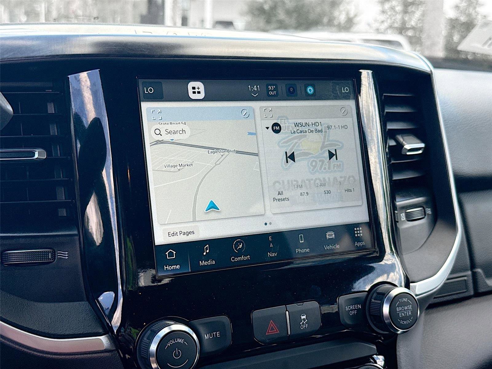 Used 2024 RAM 3500 Big Horn w/ Night Edition image 7