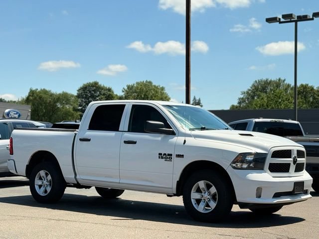 Used 2019 RAM 1500 Express w/ Wheel & Sound Group AWD/4WD image 28