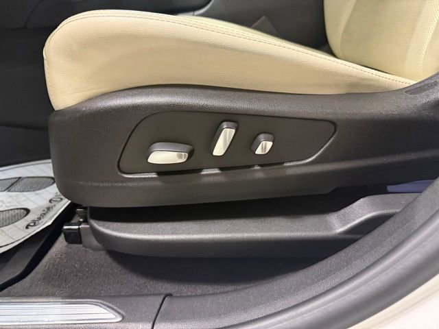 Used 2022 Cadillac XT5 Sportv w/ Technology Package image 13