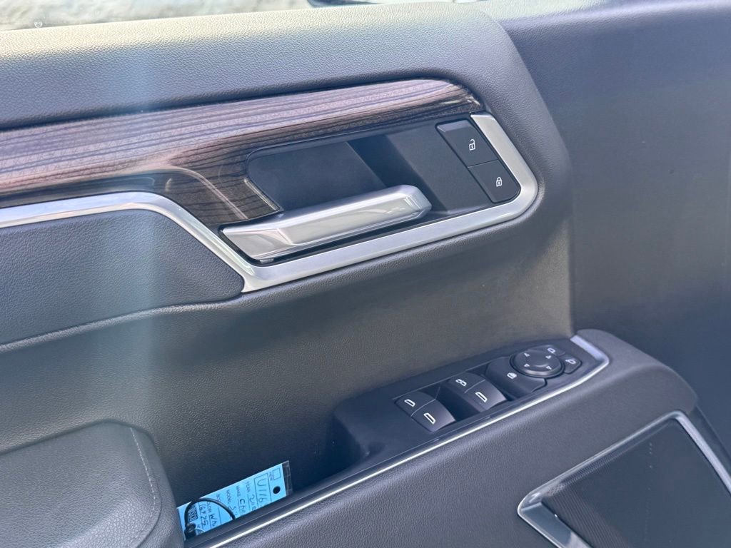 Used 2026 Chevrolet Silverado 1500 LT image 9