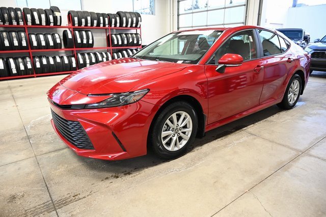 Certified 2025 Toyota Camry LE image 8