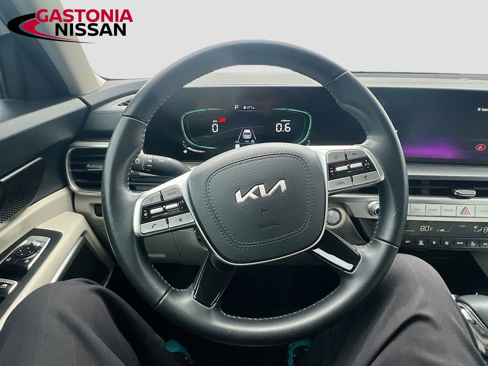 Used 2023 Kia Telluride S image 14