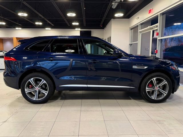 Used 2018 Jaguar F-PACE S image 17