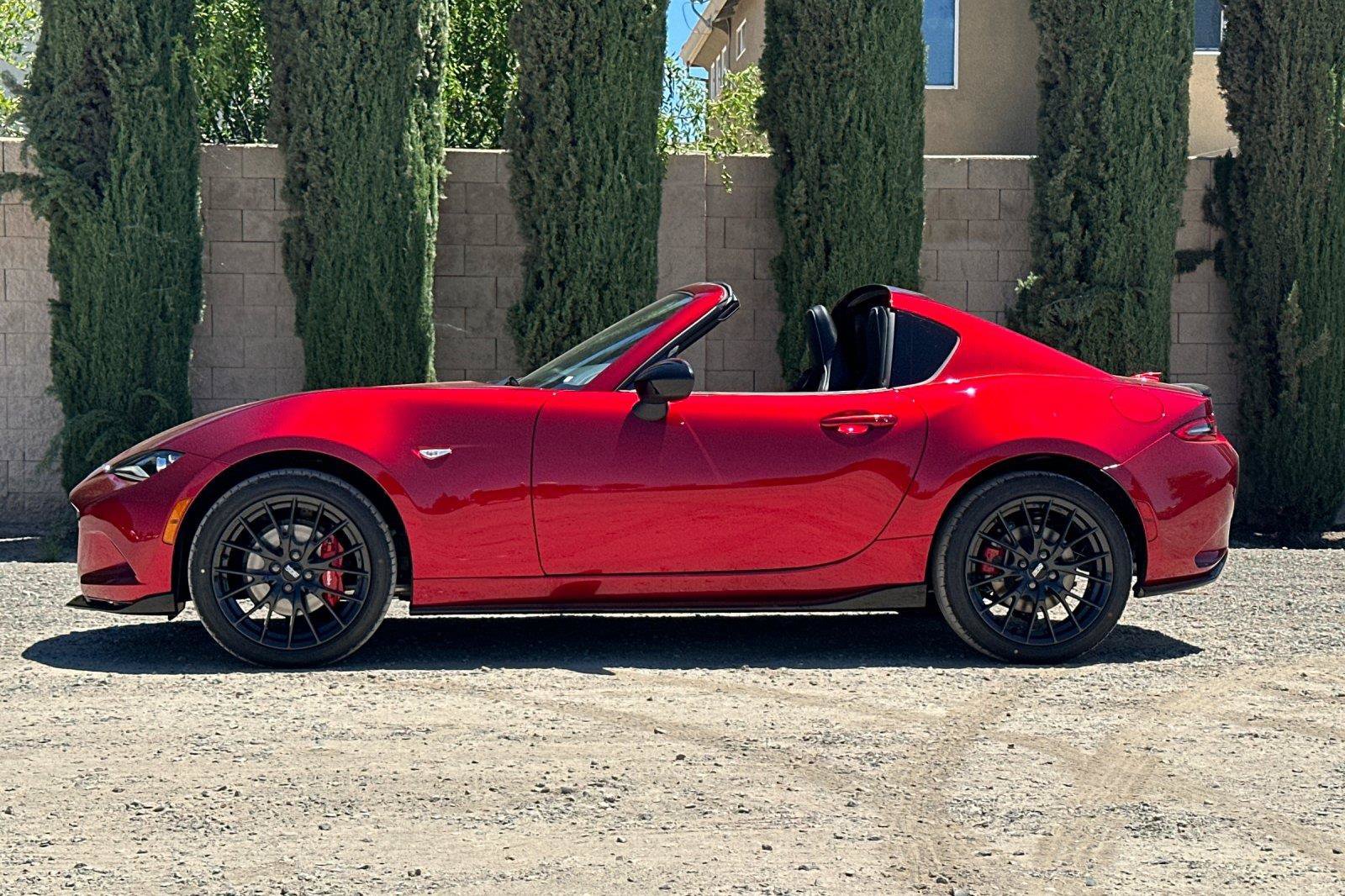 New 2026 MAZDA MX-5 Miata RF Club w/ Interior Package RWD image 10