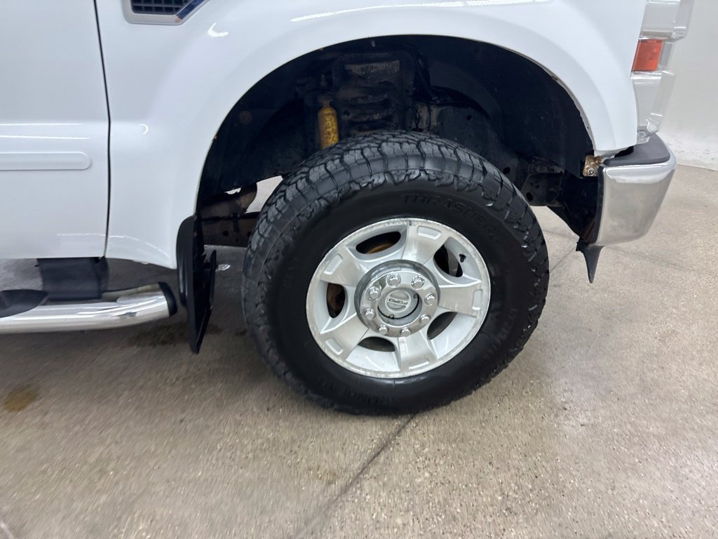 Used 2009 Ford F250 XL AWD/4WD image 15