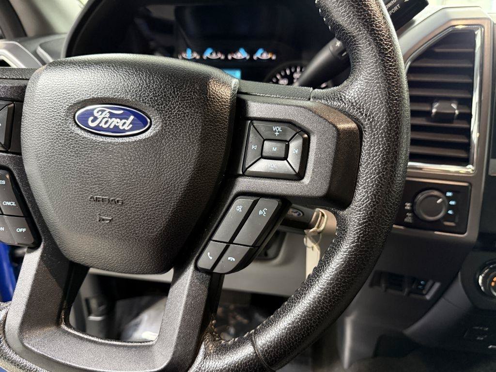 Used 2015 Ford F150 XLT w/ Equipment Group 302A Luxury AWD/4WD image 18