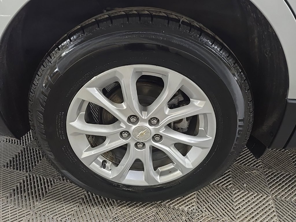 Used 2021 Chevrolet Equinox LT AWD/4WD image 13