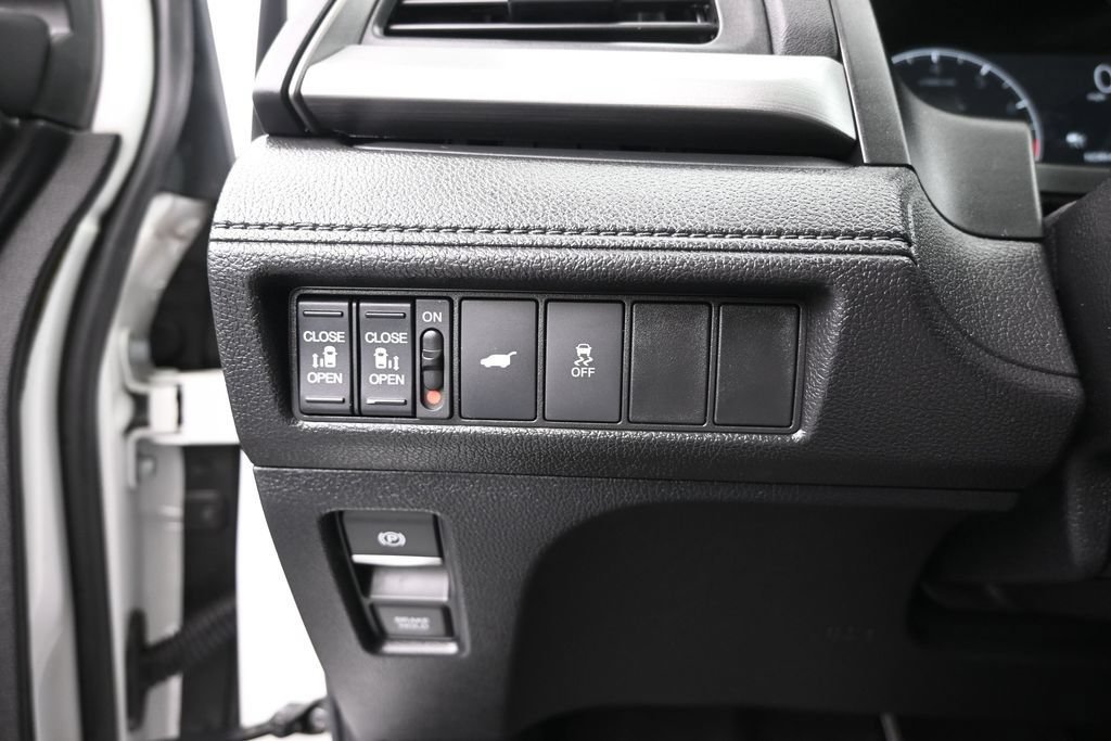 Certified 2025 Honda Odyssey EX-L image 20