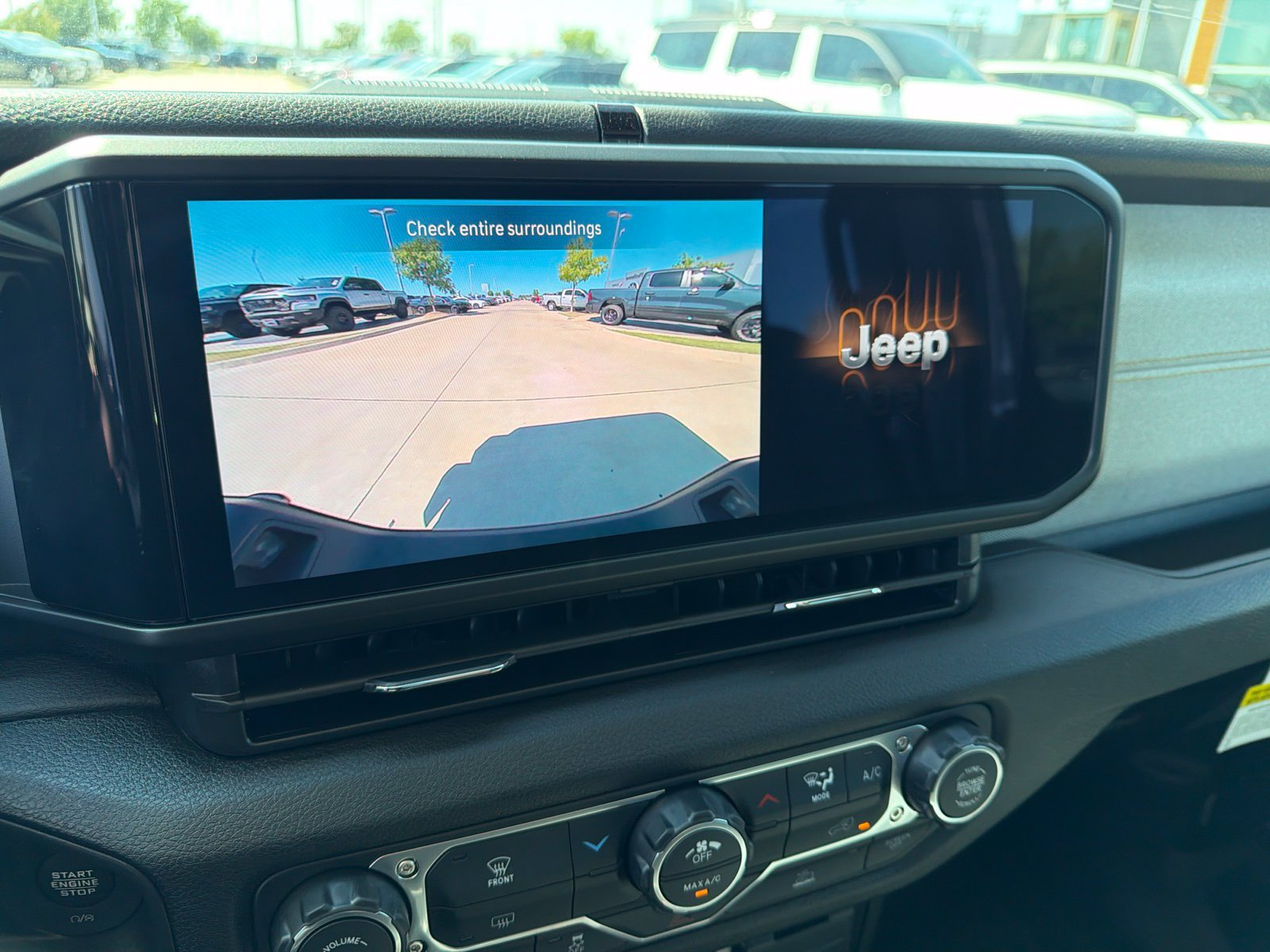 New 2026 Jeep Gladiator Sport AWD/4WD image 21