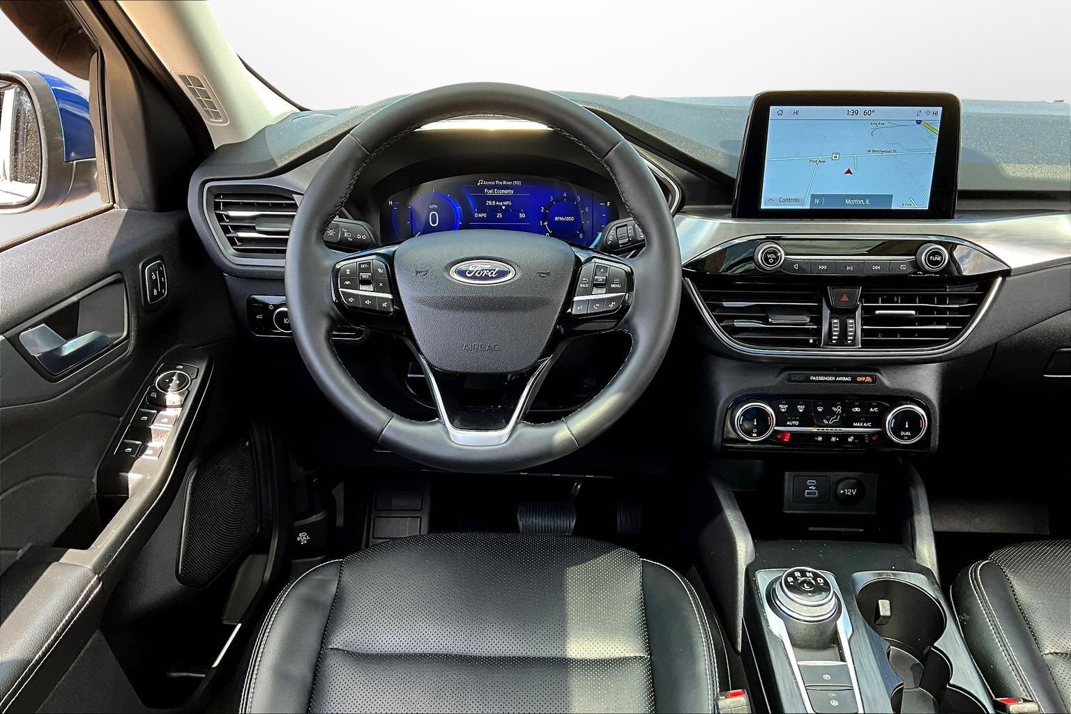 Used 2022 Ford Escape Titanium w/ Class II Trailer Tow Package image 5