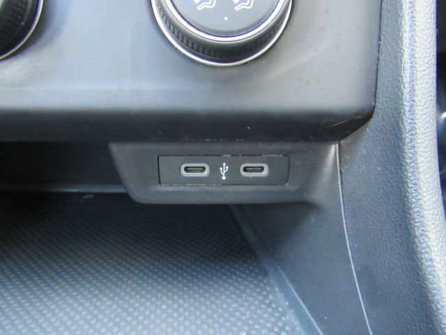 Used 2023 Volkswagen Jetta Sport image 42