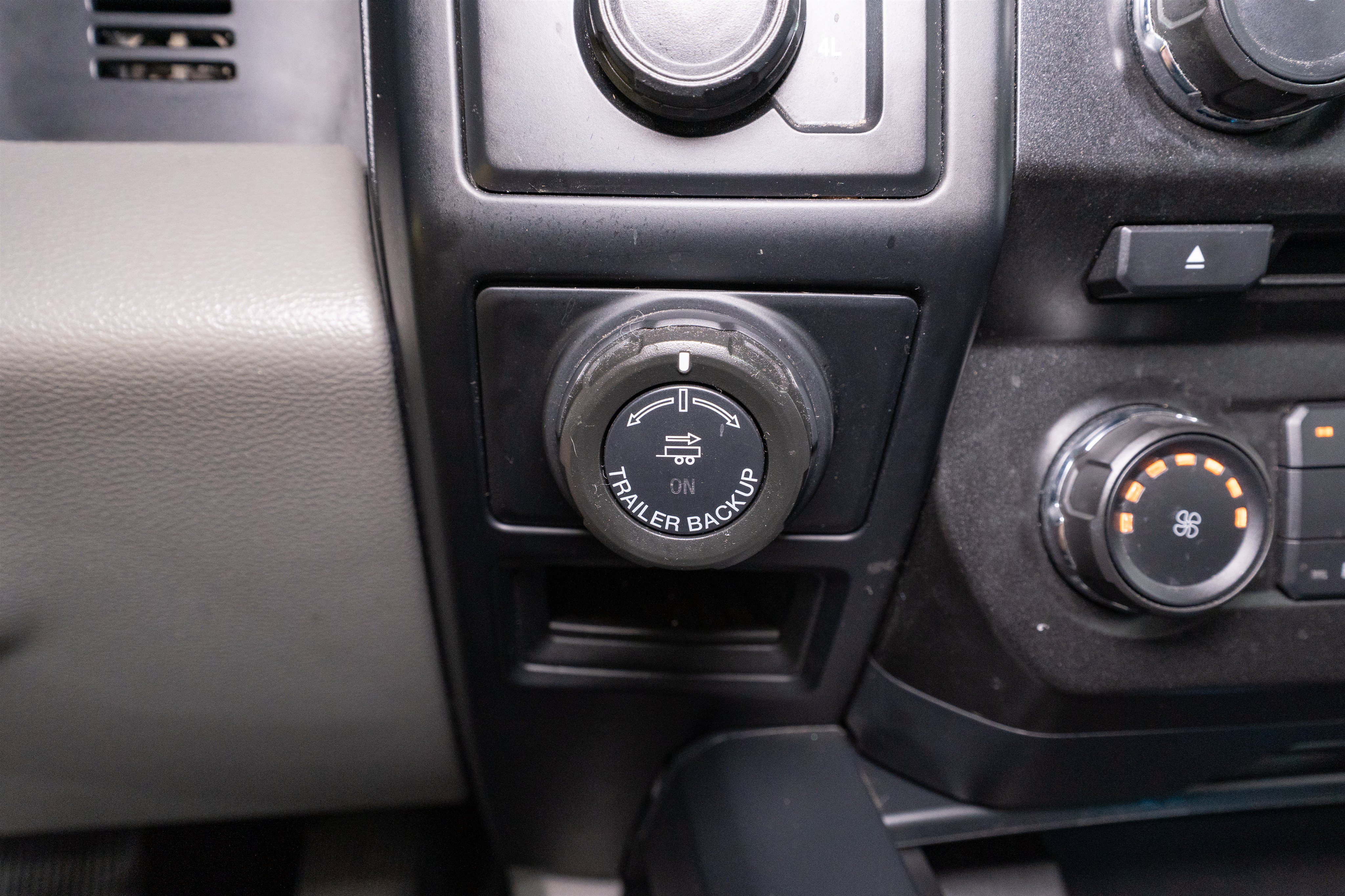 Used 2018 Ford F150 XL w/ Equipment Group 101A Mid AWD/4WD image 22