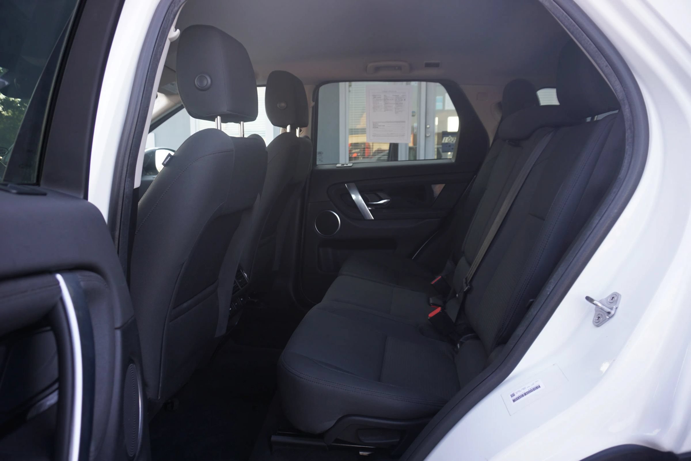 Used 2020 Land Rover Discovery Sport AWD/4WD image 17