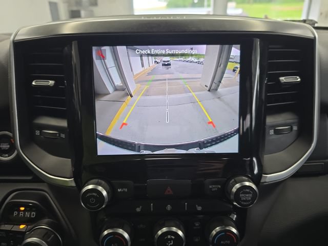 Used 2022 RAM 1500 Big Horn AWD/4WD image 16