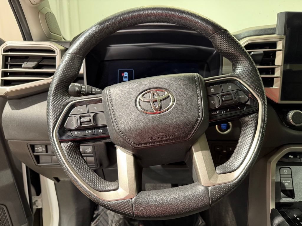 Used 2024 Toyota Tundra Limited AWD/4WD image 23
