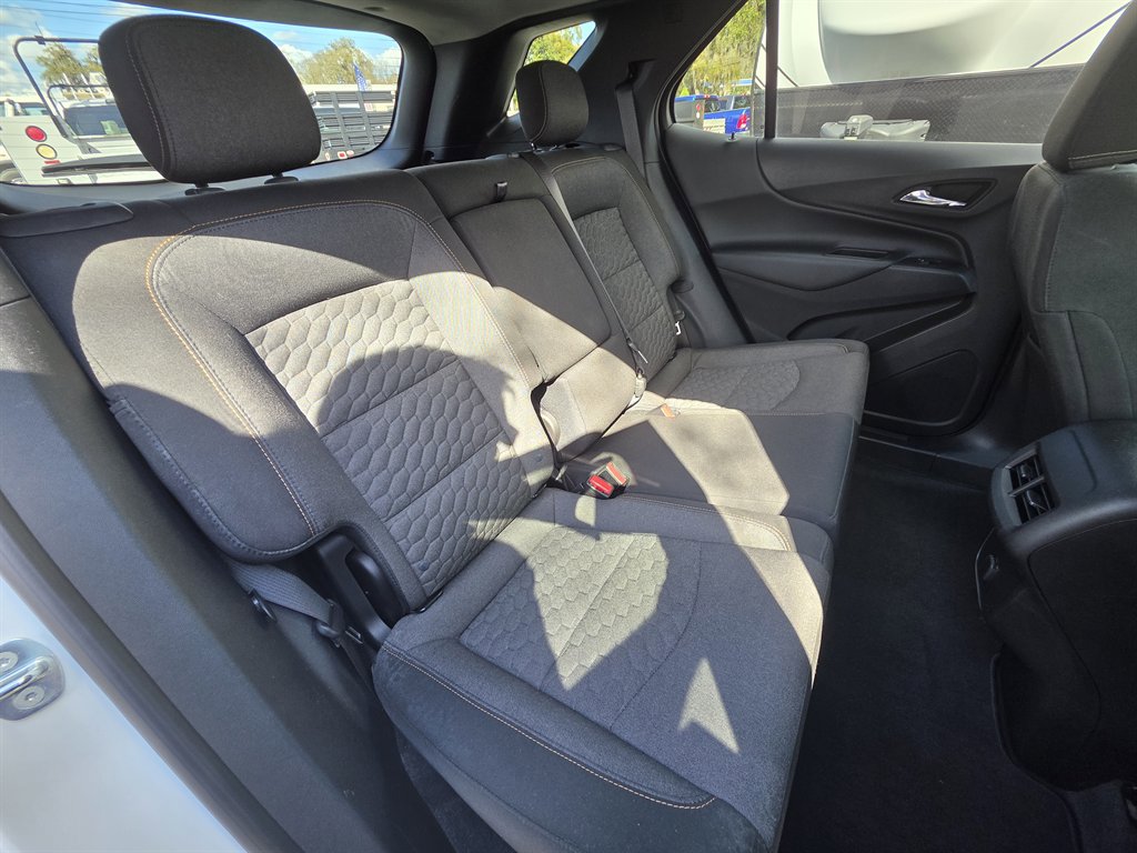Used 2018 Chevrolet Equinox LT image 33